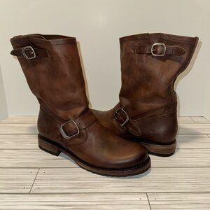 FRYE | Veronica Short Slouchy Brown Stone Leather Moto Boot | 8M